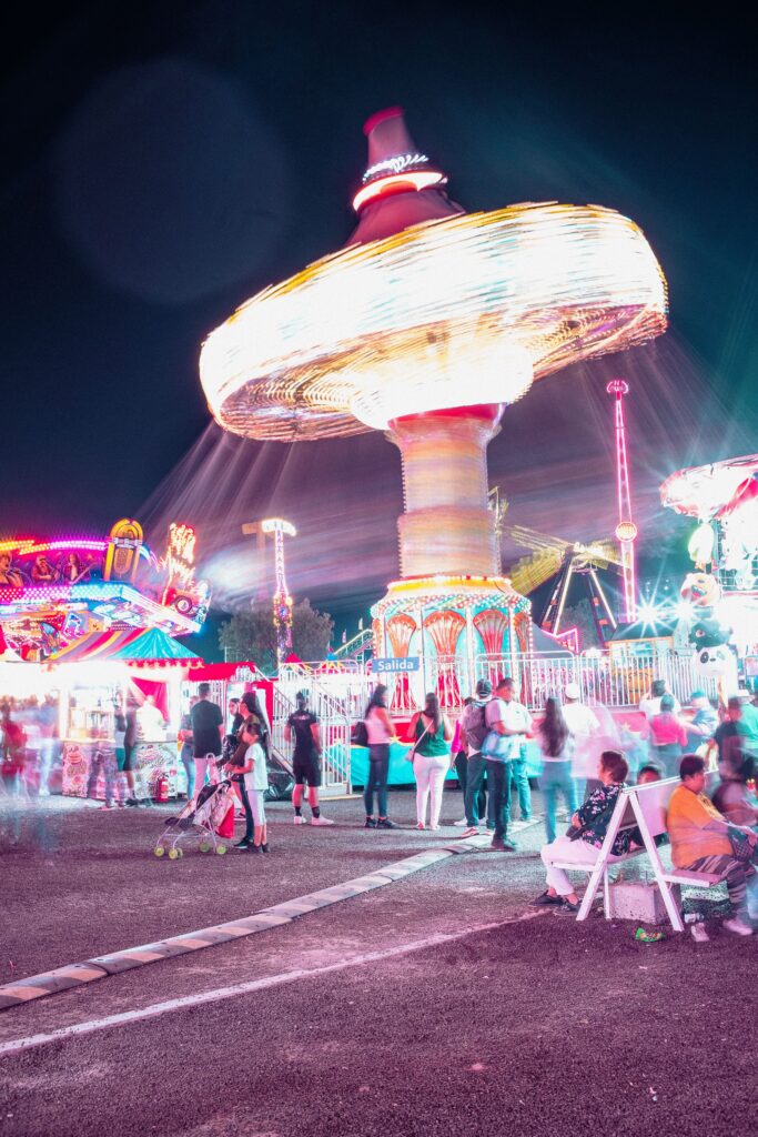 giostre e attrazioni per luna park