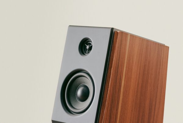 Supporti antivibranti per casse acustiche e monitor da studio
