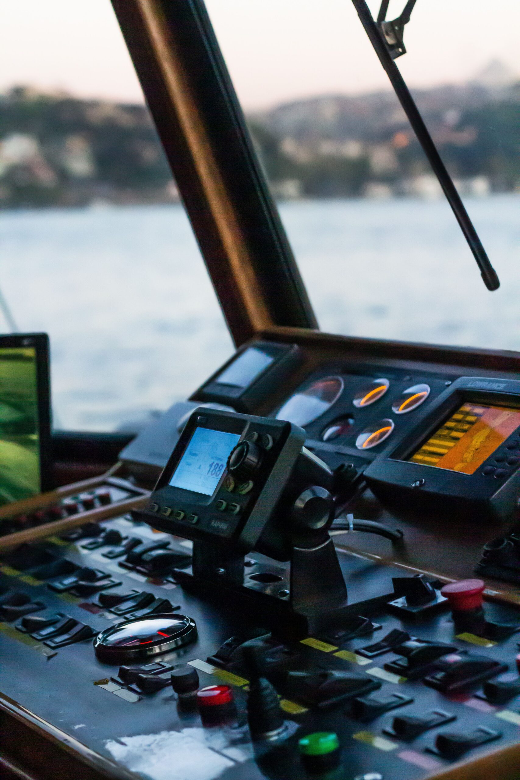 Come proteggere la strumentazione e l’elettronica nautica dalle vibrazioni