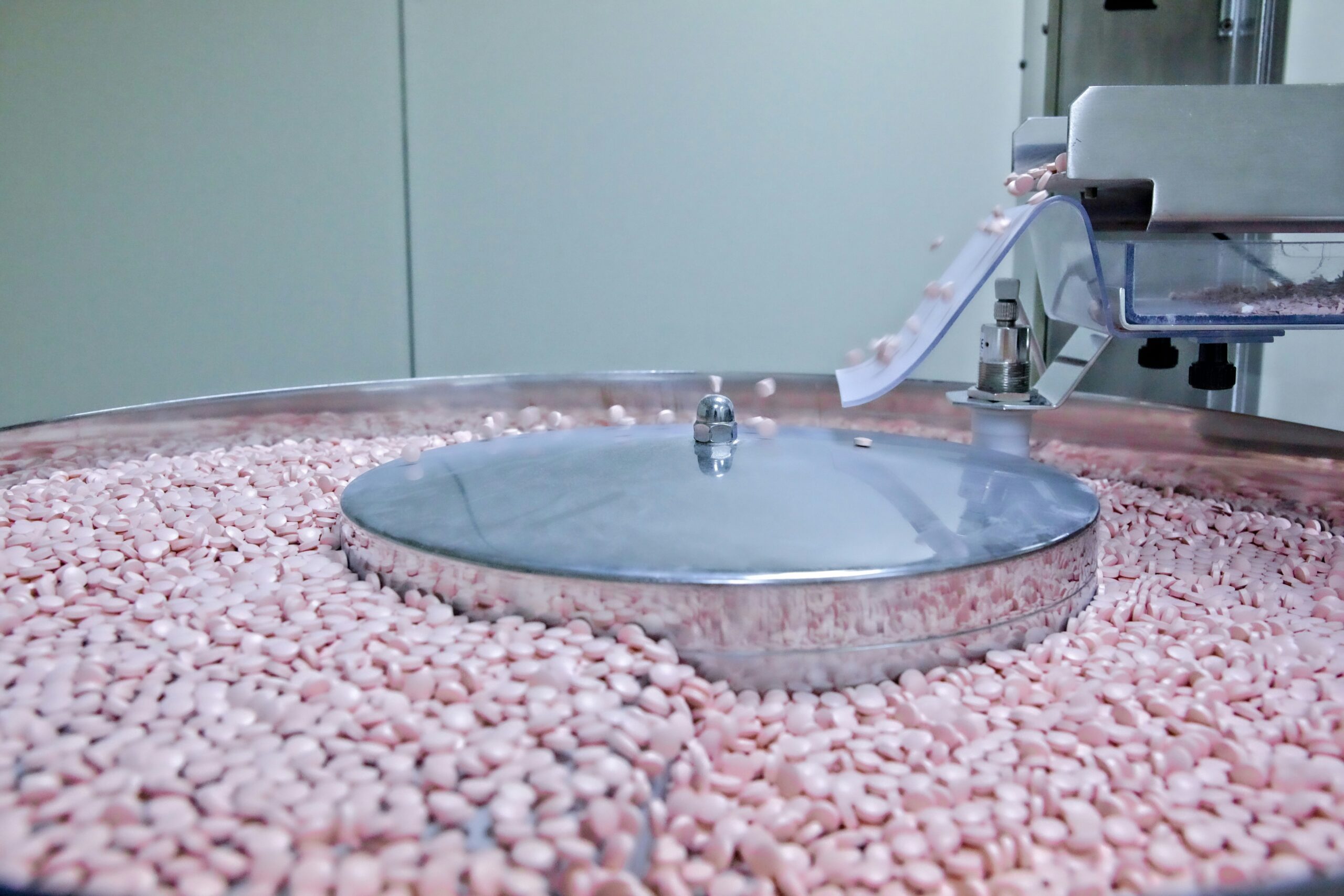Isolamento delle Vibrazioni nei Granulatori Farmaceutici a Letto Fluido e Oscillanti